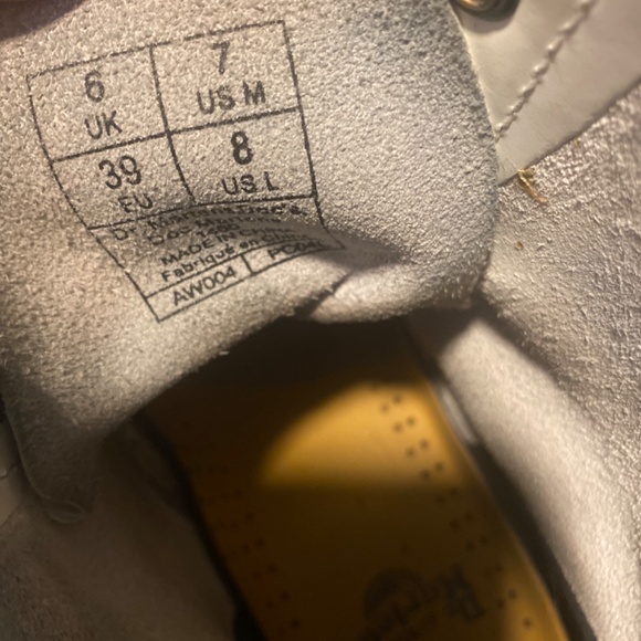 White Doc Martens Size 8 - Picture 2 of 2